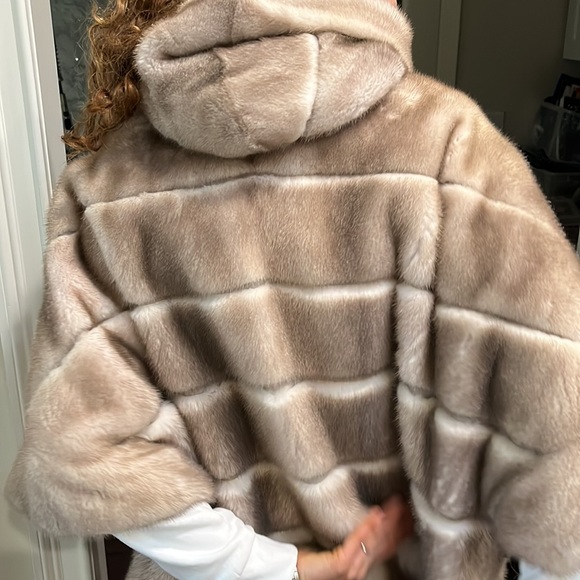 Mink hoodie - Picture 5 of 11